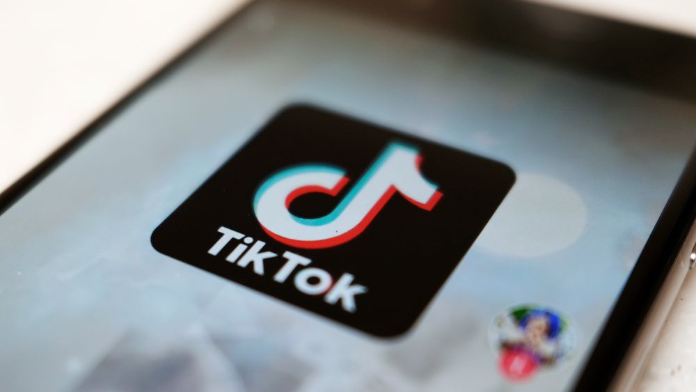 – Vi sier oss respektfullt uenige i avgjørelsen, spesielt den uforholdsmessige størrelsen på boten, sier Tiktok i en uttalelse.