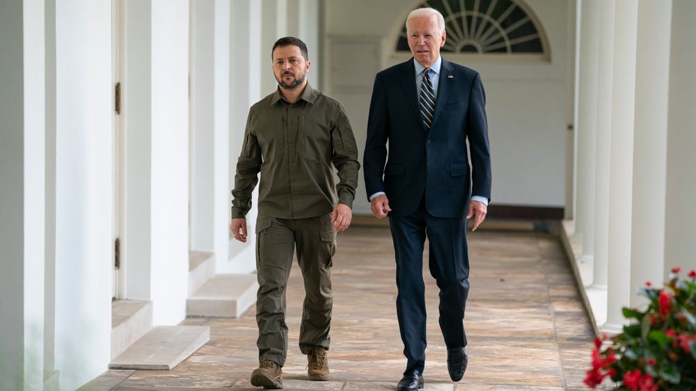 President Joe Biden (t.h.) tok imot Volodymyr Zelenskyj i Det hvite hus torsdag.