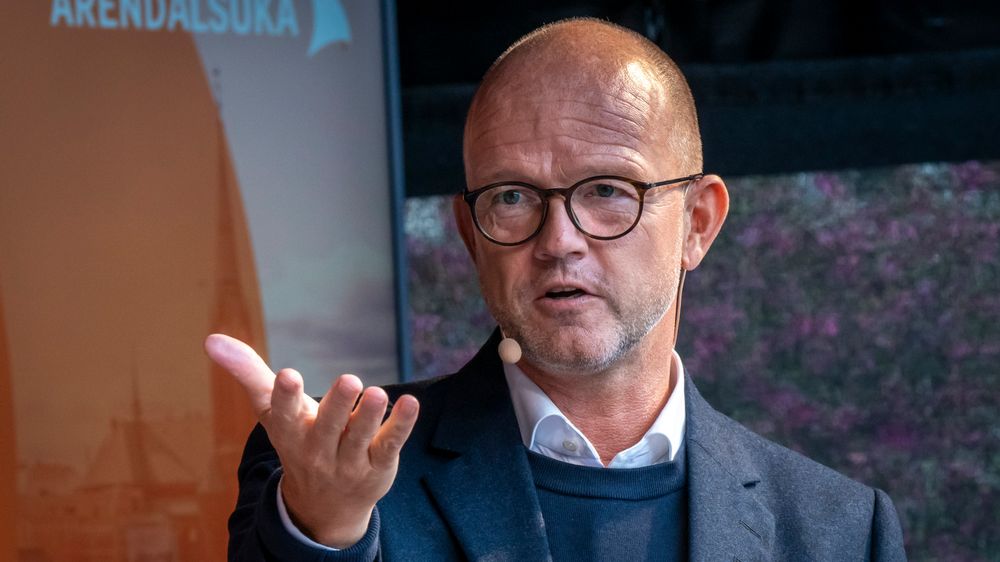NHO-direktør Ole Erik Almlid er misfornøyd med at innslagspunktet for CO2-kompensasjon økes kraftig.