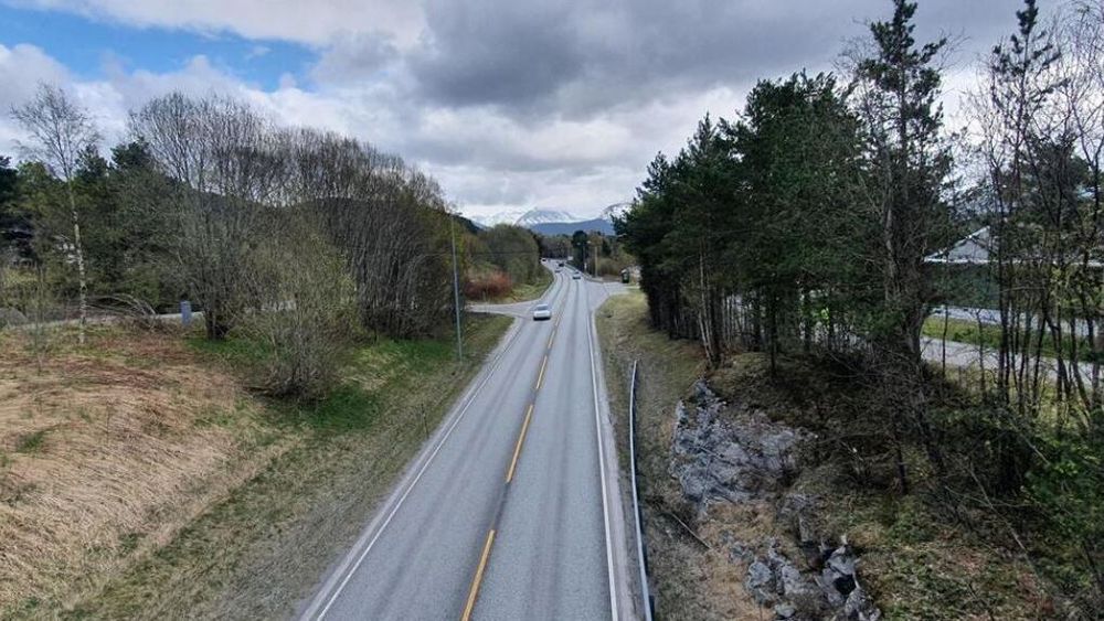 Del av fylkesvei 60 mellom Blindheim og Flisnes slik den ser ut i dag.