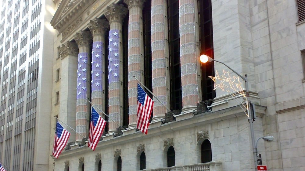 USA-børsen snudde til pluss etter signaler fra sentralbanken FED.