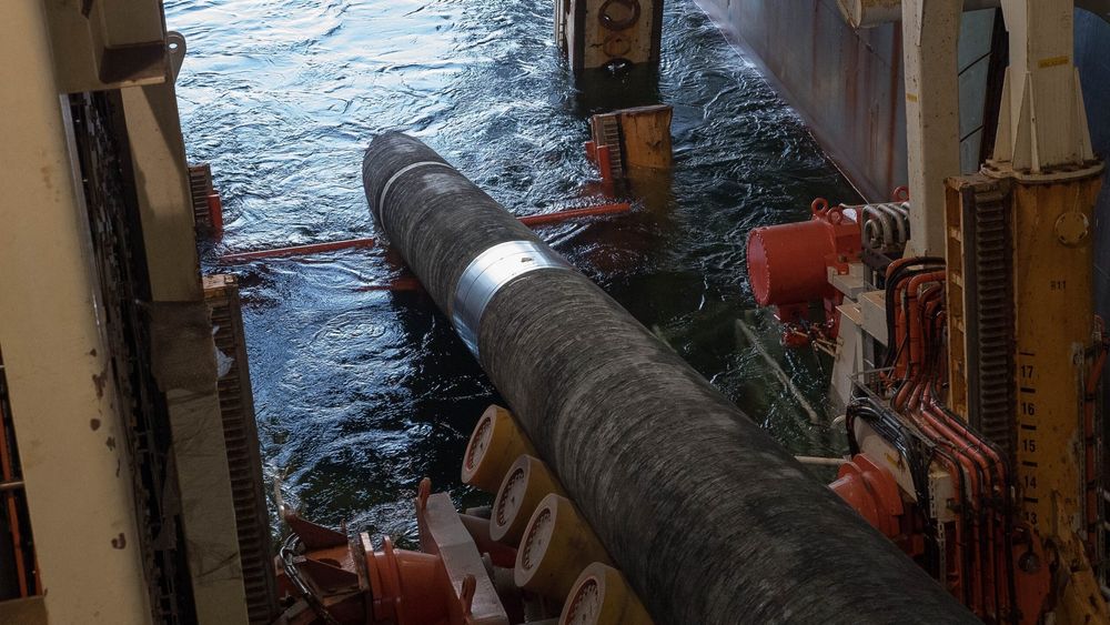 Baltic Pipe frakter norsk gass til Polen via Danmark. Røret eies av danske Energinet og deres polske motpart, Gaz-System. Åpningen skjedde samme dag som Nord Stream-gassrørene ble sprengt i Østersjøen. 