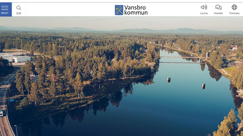 20 husstander i skogskommunen Vansbro i Dalarne i Sverige får dele sju millioner kroner i bredbåndsstøtte for 2023. Det betyr en statssubsidie på 350.000 kroner per bygning. I tillegg kan det være lokal støtte. 