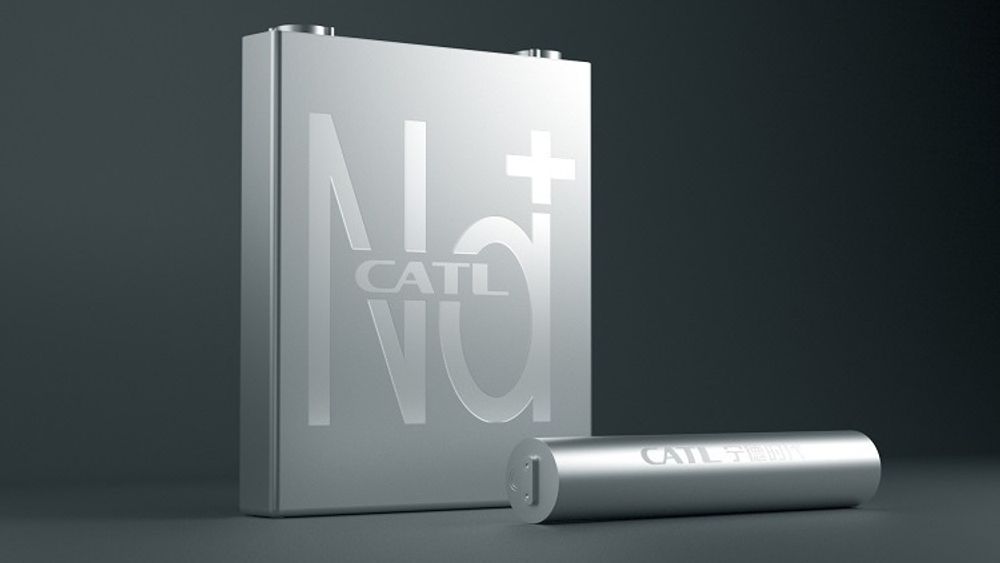 CATL lanserte sin natrium-ion-celle i 2021. I vår ble det klart at det kinesiske bilmerket Chery vil produsere en elbil med batterier laget av slike celler. Men det betyr neppe slutten for litium-ion-batterier.