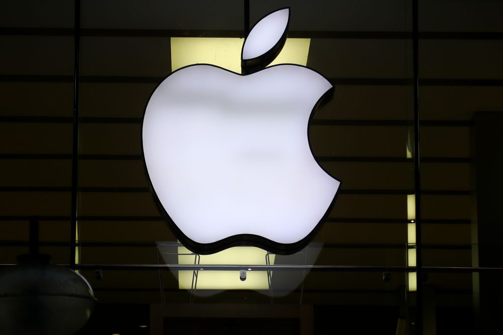Apple økte inntektene mer enn forventet i andre kvartal.