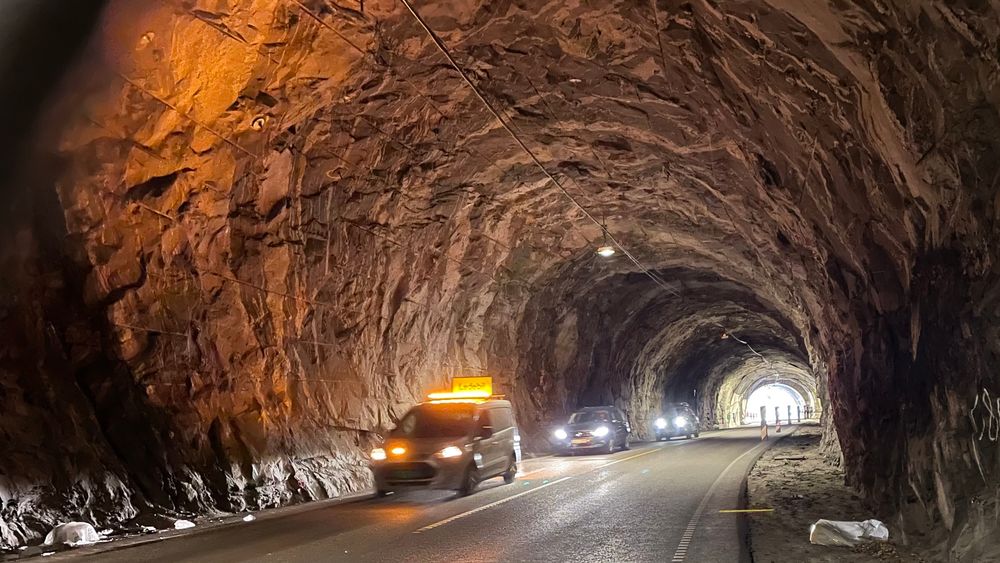 Arbeidene med å gi RV7-tunnelene i Måbødalen Nødnett er allerede i gang.