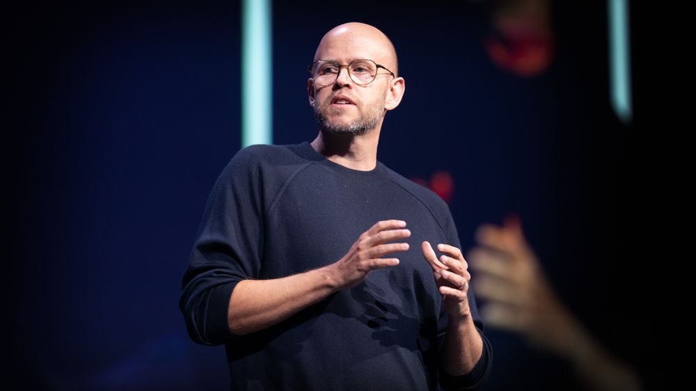 Spotify-gründer Daniel Ek kan være på vei til å ta over ledelsen i Helsing, der han er største eier.