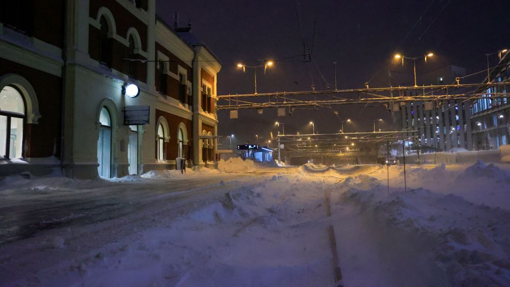 Kraftig snøvær førte til at alle tog mellom Kristiansand og Oslo var innstilt forrige uke.