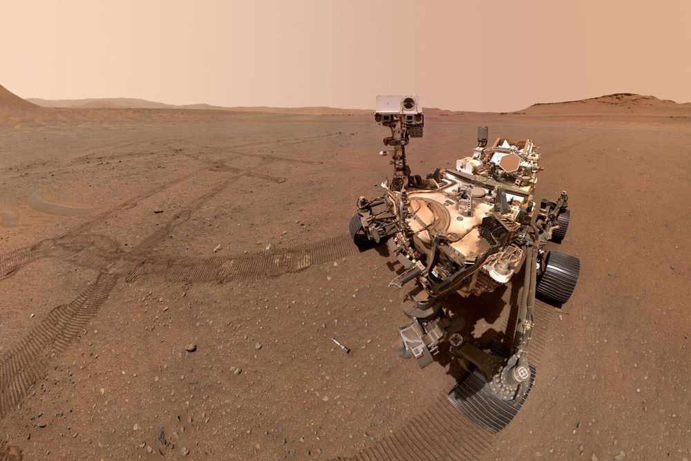 En «selfie» tatt av Mars-roveren Perseverance.