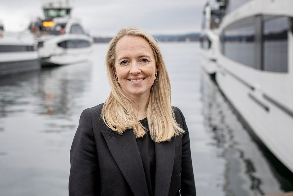 Maritime Cleantech-sjef Ada Martine Jakobsen synes det er forbilledlig at Equinor som kunde stiller krav til ammoniakk. Omstillingen går raskere når kundene går foran, poengterer hun. 