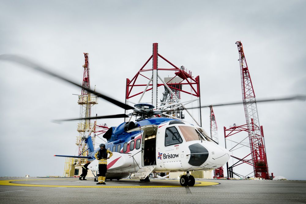 Equinor og de andre oljeselskapene gjenopptar nå helikoptertrafikken til og fra norsk sokkel, etter at den ble stanset etter dødsulykken onsdag kveld. 