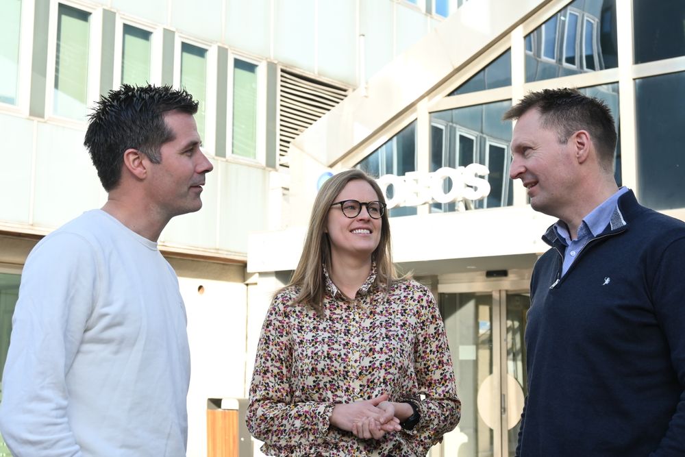 Lars Iver Strand (til venstre), Camilla Gustavsen og Henning Lunde i Obos Oppstart vil intensivere satsingen på teknologigründere.