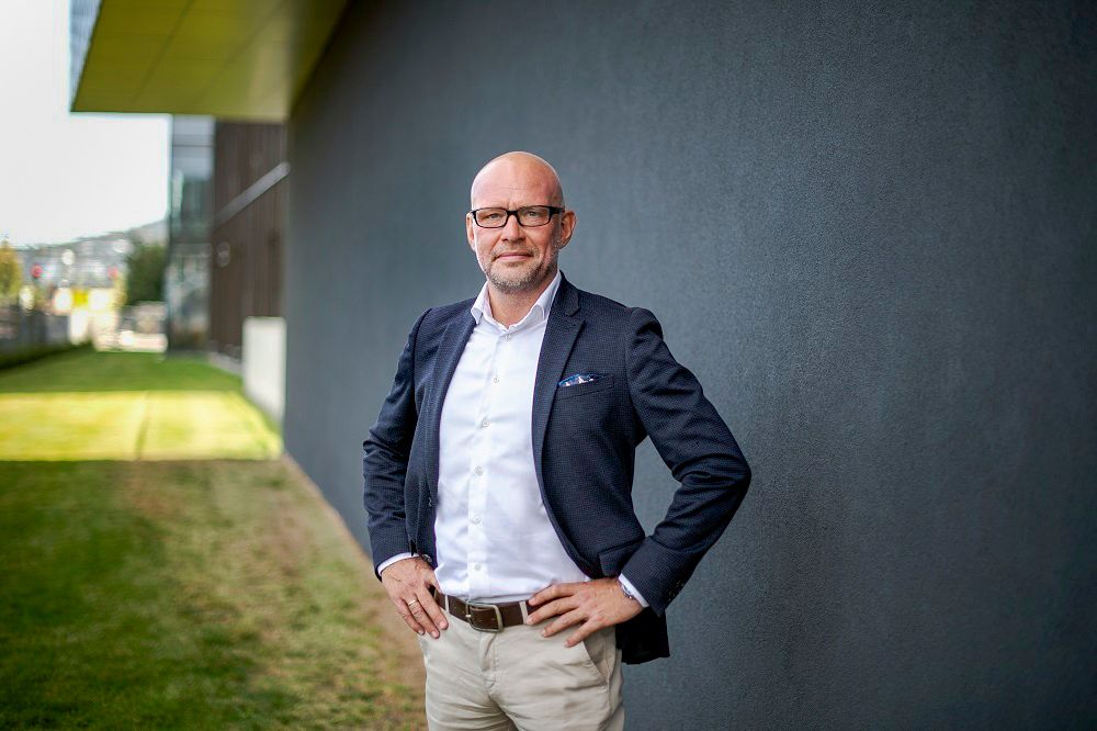 Per Haakon Lomsdalen har siden i fjor vært konsernsjef i norske Spir Group, som er et resultat av at sak- og arkivenheten i Evry ble skilt ut i 2019.