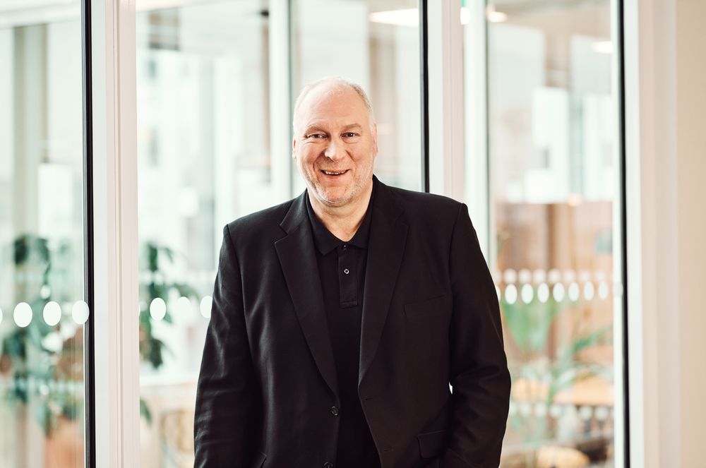 Administrerende direktør Stein-Erik Vellan i Telia Norge sier selskapet har en stabil kundemasse og leverer god økonomisk vekst.