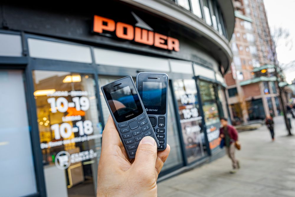 Det er fortsatt 11.000 mobiltelefoner i Ice-nettet som er knyttet til 2G-nettet til Telia, ei uke før tilgangen til 2G stenges.