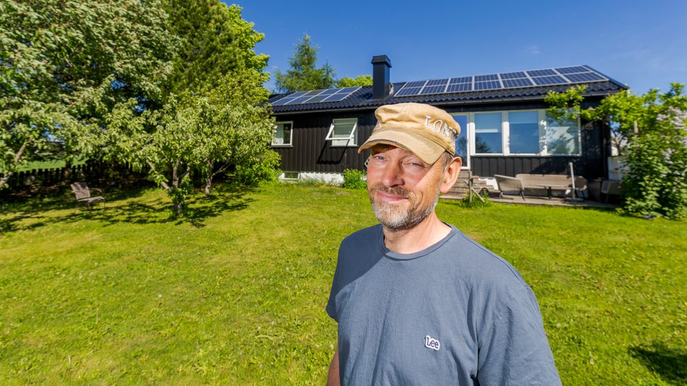Solcellene til Arne Torstein Andersen produserer rundt 8000 kilowattimer i året. 