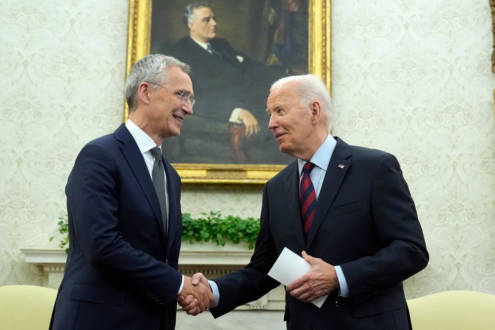 President Joe Biden og Natos generalsekretær Jens Stoltenberg i Det hvite hus mandag.