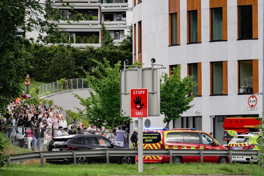En rekke personer ble evakuert etter eksplosjonen i dette bygget på Ullern i Oslo der laboratoriet til Kappa har lokaler.