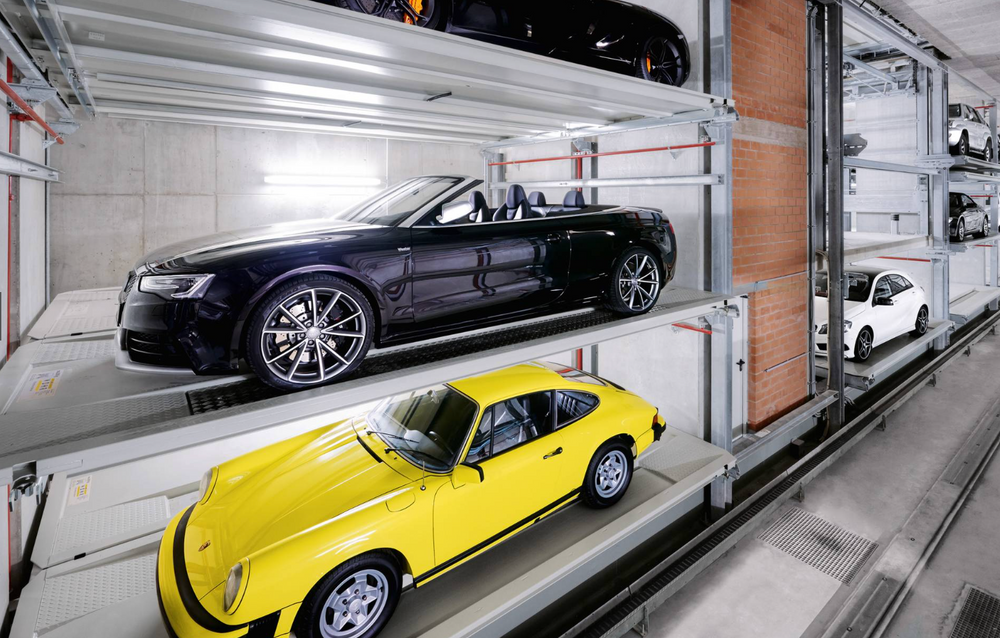 En ny type parkeringsanlegg gjør det mulig å stable bilene i høyden