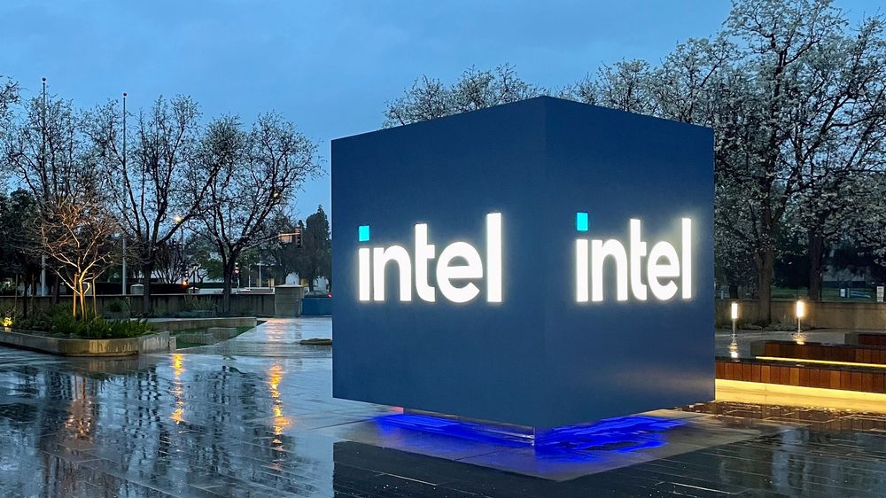 Intel går vanskeligere tider i møte, og nå går selskapet til drastiske skritt for å forsøke å gjenreise seg.