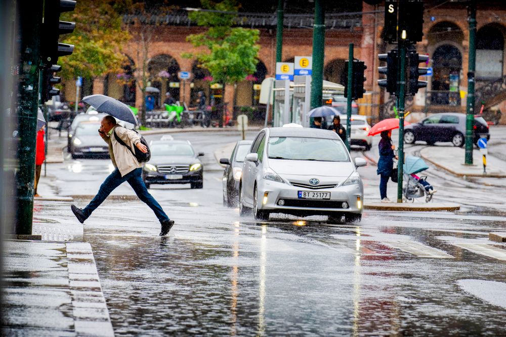 Uværet Hans. Regnvær og overvann i Oslo sentrum.