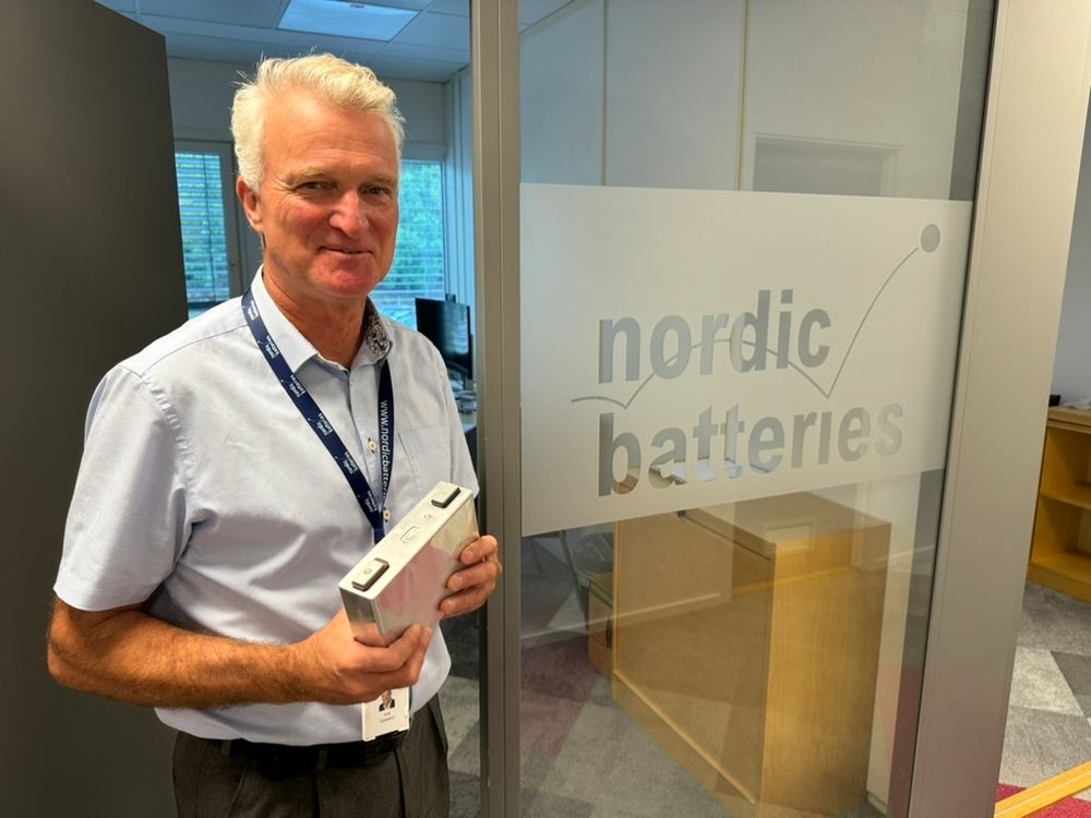 – Dersom vi skal få det til, må vi gjøre det på den nye måten, med en komplett digital verdikjede, sier Nordic Batteries-sjefen Jarle Gjøseter om satsingen på bygging av batterimoduler. 