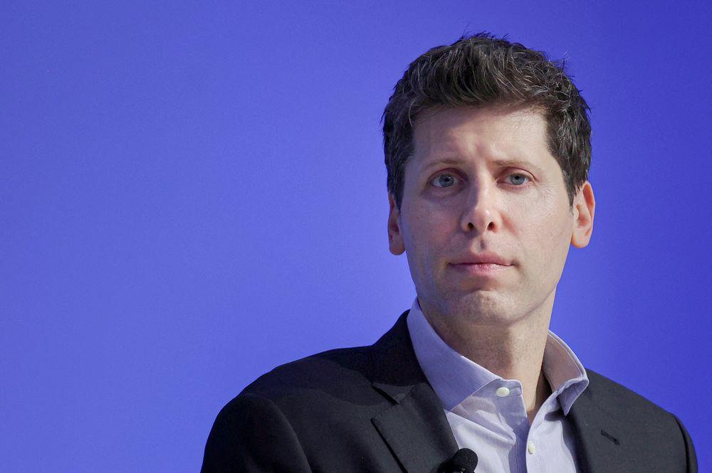 Sam Altman i Open AI har snakket om behovet for massive investeringer i infrastruktur for kunstig intelligens. Nå har USAs president Donald Trump fjernet begrensninger på utvikling av KI, noe som gir insentiv til å investere gigantiske beløp i KI-infrastruktur.