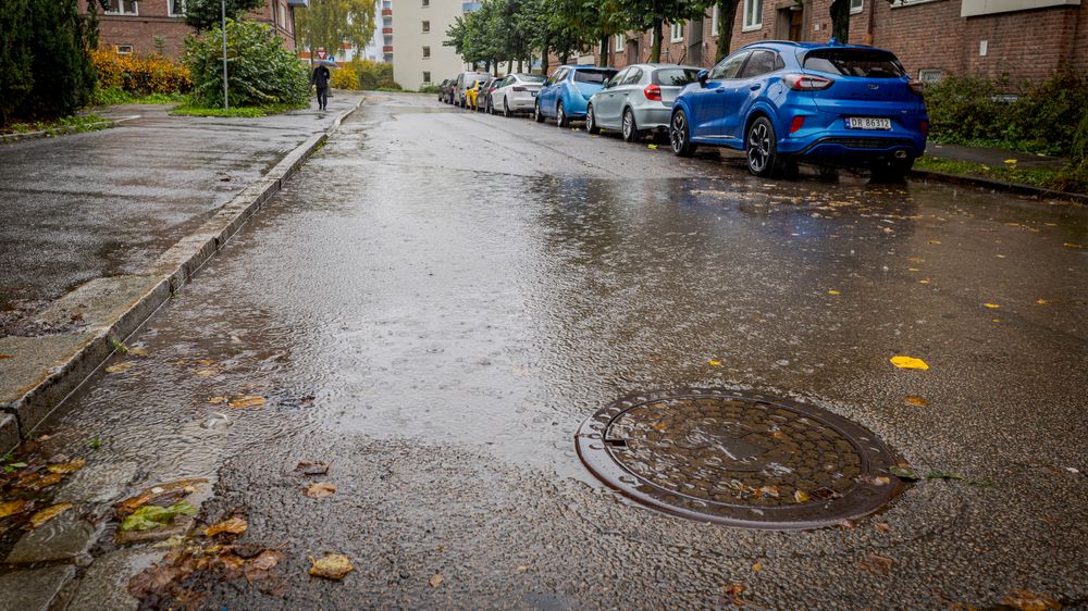 Veikummer i Oslo sliter med å ta unna regntoppene.