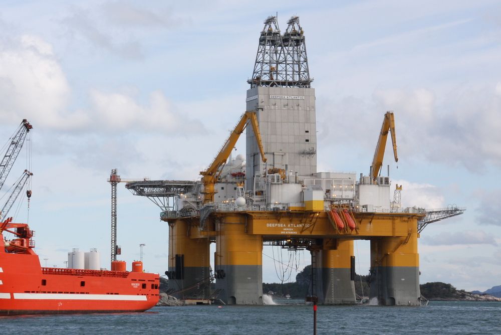 Equinor har gjort et nytt funn av olje og gass nær Fram-feltet i Nordsjøen. Brønnen er boret av riggen Deepsea Atlantic. 