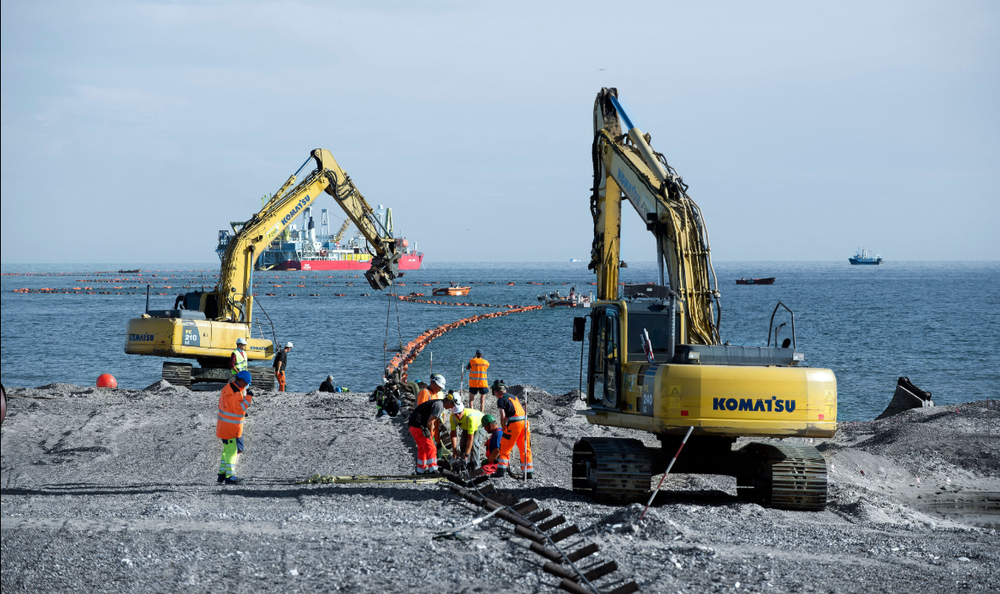 Den siste kraftkabelen mellom Norge og Danmark, Skagerak 4, ble lagt i 2013. De to eldste kablene ble satt i drift i 1976 og 1977 og nærmer seg den tekniske levetiden på om lag 50 år.