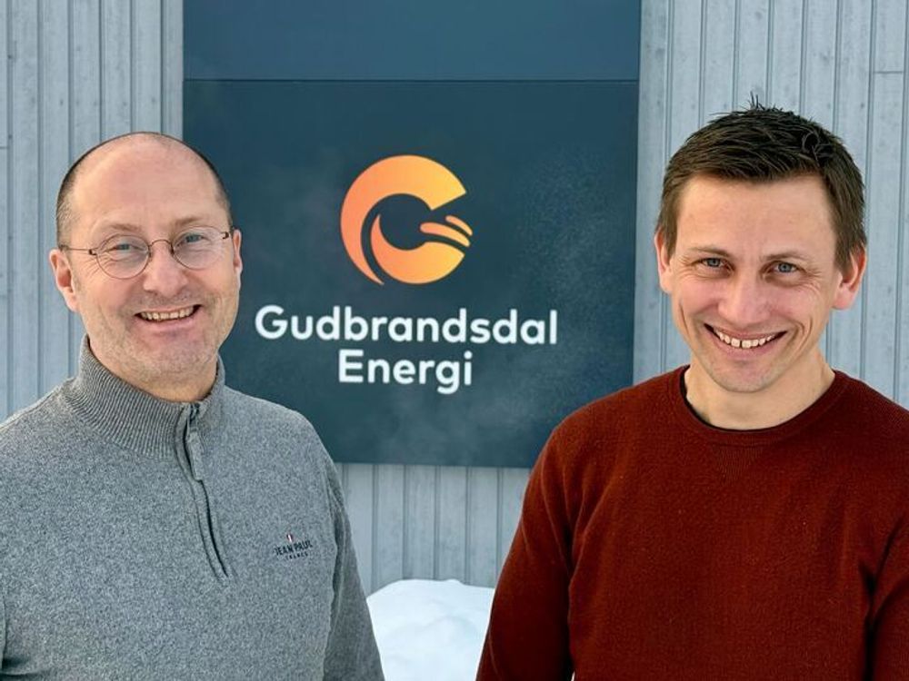 Hør leder for privatmarked, Thomas Mathisen og daglig leder Marius Røed Sveipe i Gudbrandsdal Energi forklare hvordan spot-prisen settes og hvordan nettleia beregnes. 