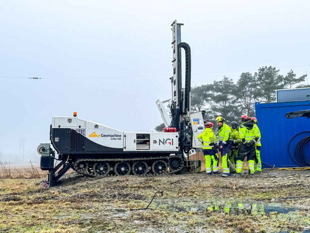 Den nye elektriske boreriggen er på plass på testområdet i Østfold.