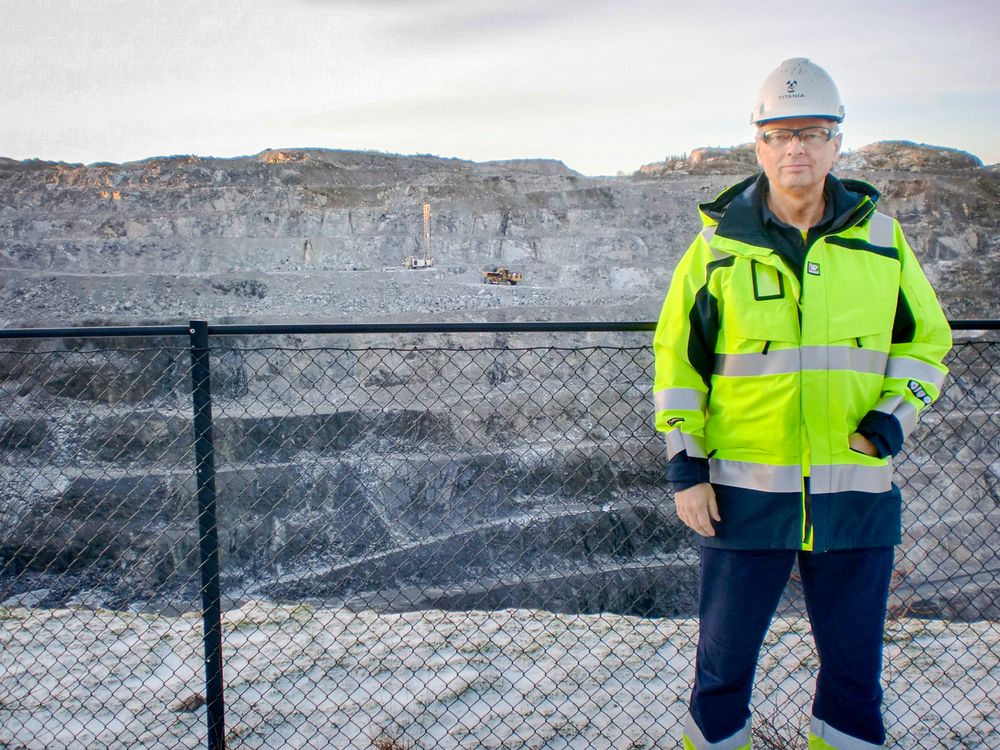 Dag Arve Larsen beregner at Titanias ledige kapasitet skal kunne forsyne Europas titanmetallproduksjon. Men foreløpig er det ikke aktuelt.