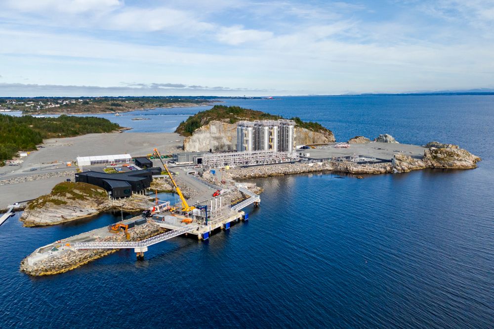 Onsdag markeres åpningen av Langskip-prosjektet for CO2-fangst, -transport og -lagring. Gassnova kommer nå med en rapport som peker på hvilke områder det er mulig å kutte kostnader for fremtidige prosjekter. 