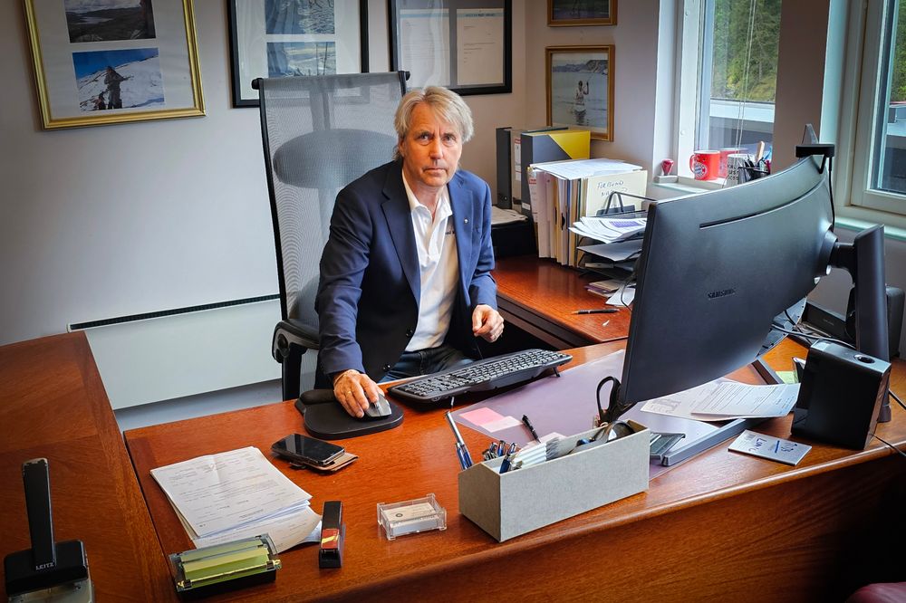 Geir Scherman Karlsen, daglig leder i Mobil Megleren, liker ikke at Ice-selgere i bedriftsmarkedet reklamerer med «Telenor-dekning».
