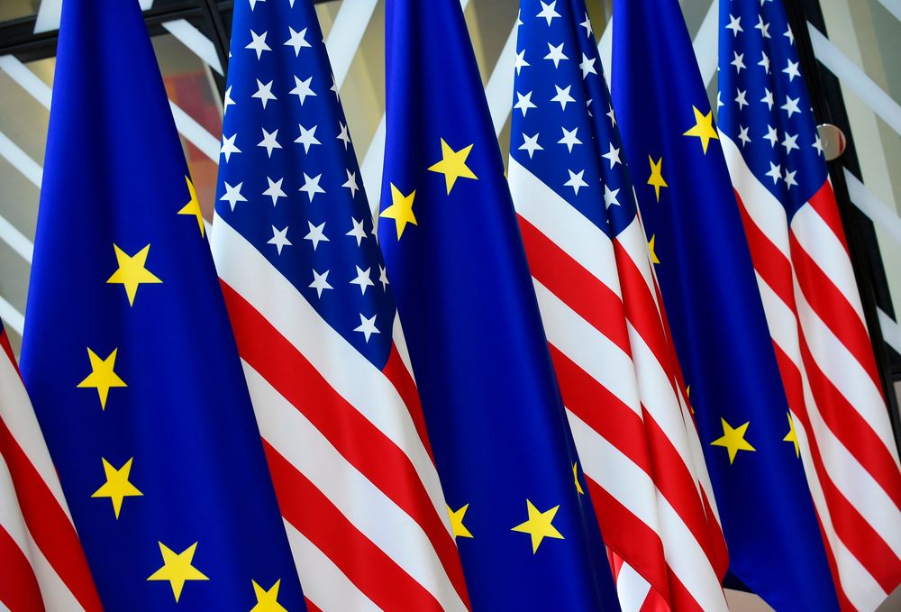 Å kombinere flere skyleverandører, både europeiske og amerikanske, gir økt fleksibilitet, reduserer leverandørlås og styrker etterlevelsen av GDPR, skriver innleggsforfatterne.