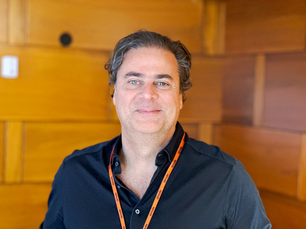 – Hvis vi bygger utdanning og økosystem, vil innovasjonen komme. tror professor Carlos Cid ved Simula.