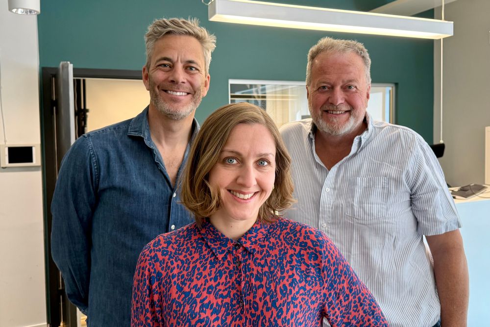 Store strømbrudd, Norgespris og solceller var blant temaene da Otovo-sjef Andreas Thorsheim (t.v.) gjestet podkasten Teknisk sett med TU-journalist Ellen Viseth og teknologiredaktør Jan M. Moberg.