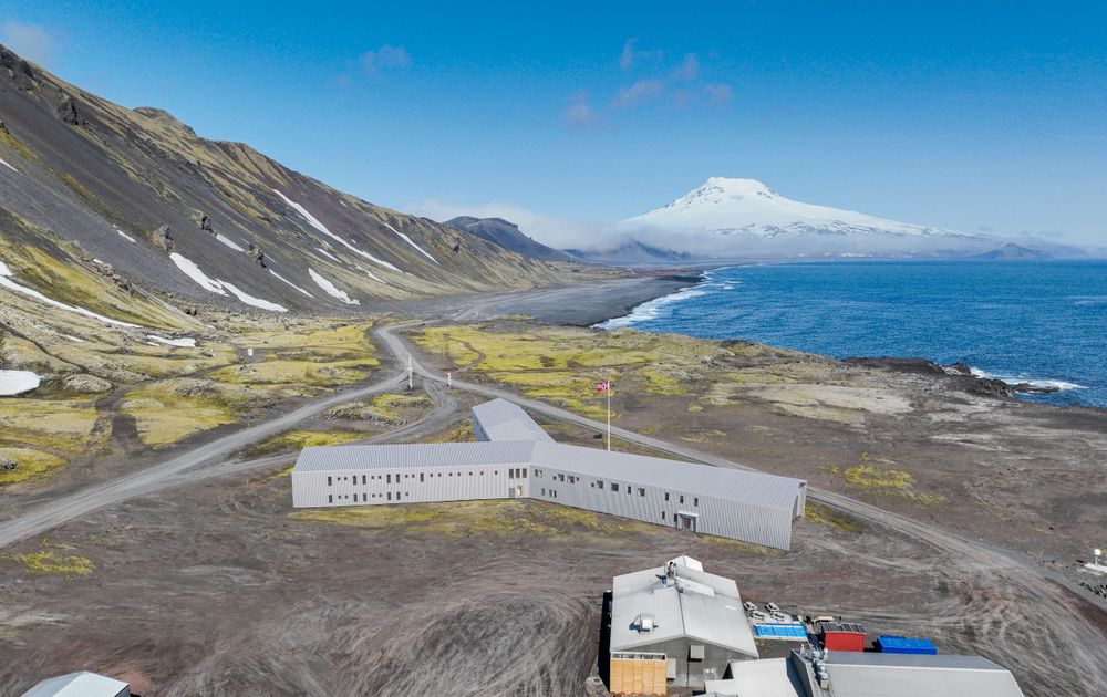 Modell av ny hovedbygning på stasjonen på Jan Mayen.
