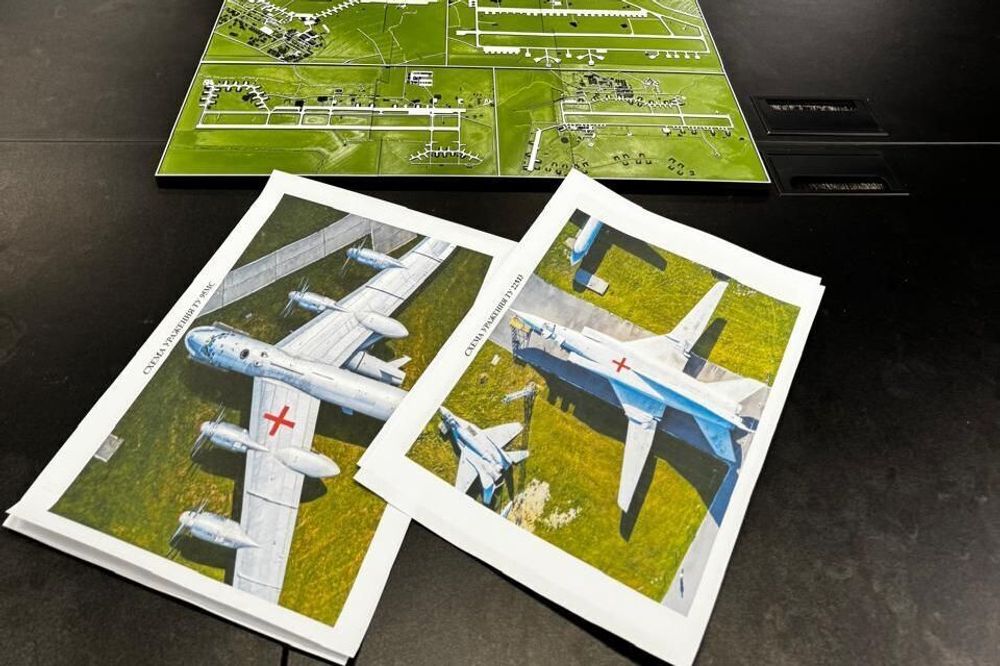 Den ukrainske sikkerhetstjenesten (SBU) la ut dette bildet da de omtalte operasjonen søndag i sosiale medier.