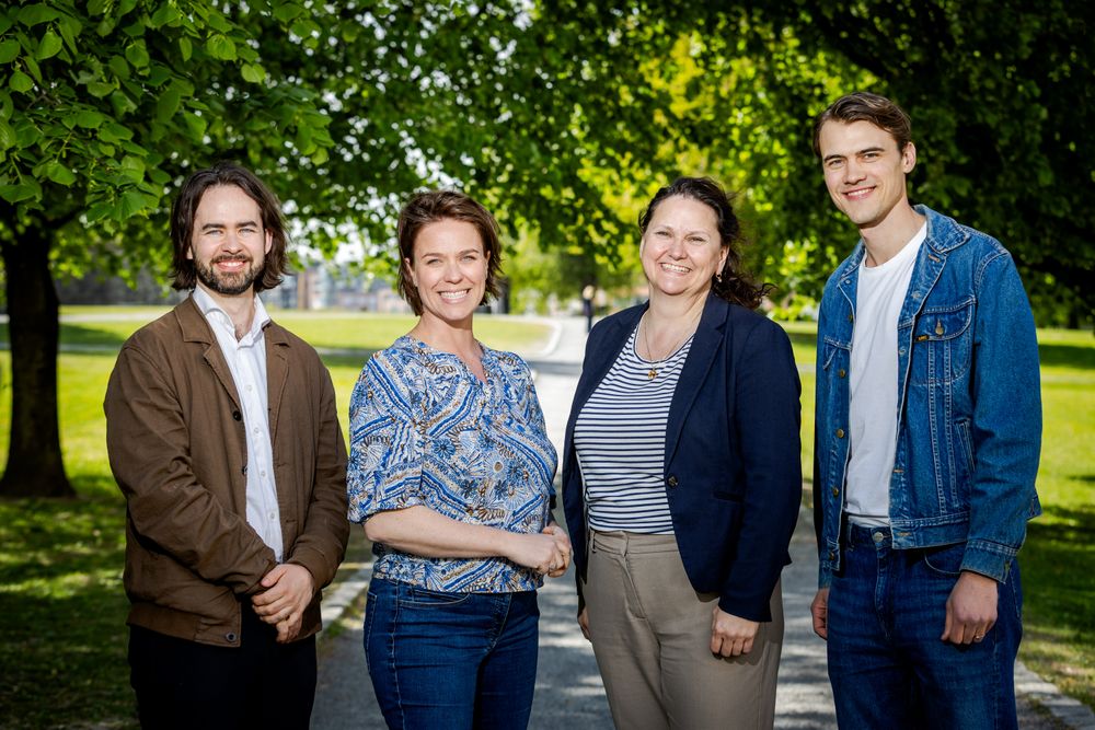 Gabriel Qvigstad Trampe (t.v.), Vivi Ringnes Berrefjord, Hilde Rønningsen og Jarand Hole skriver kommentarer for Digi og TU én gang i uka. 