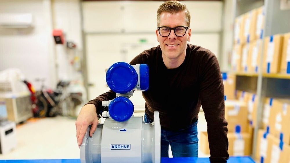 Ivan Rosenborg, prosjektleder hos KROHNE, slår et slag for mengdemåleren som leverer gode resultater og sikrer måledata for delvis fylte rør.