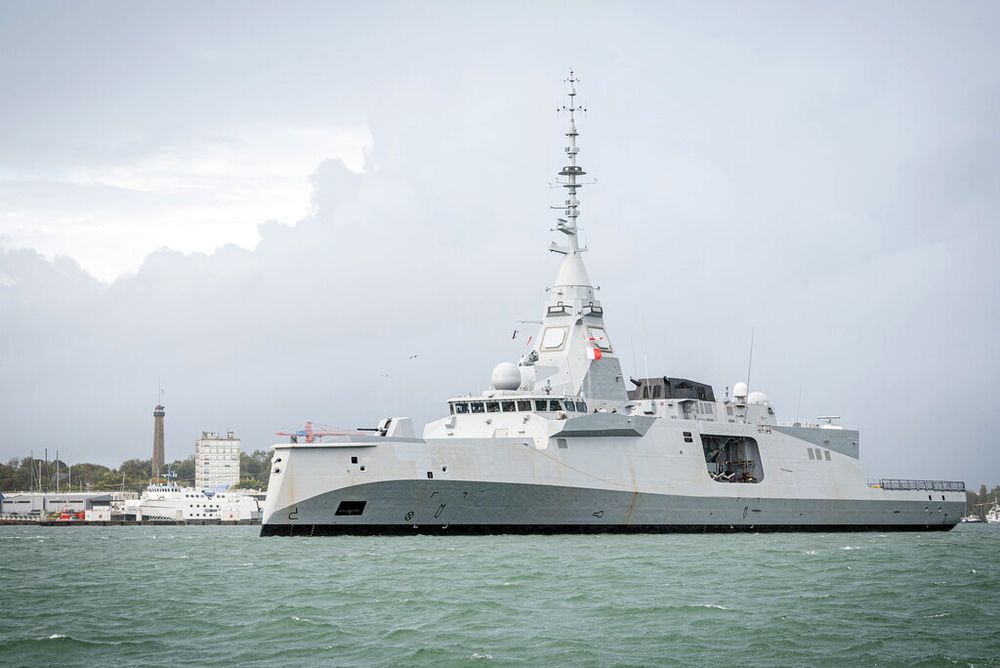 Sverige vil gå til anskaffelse av franske fregatter. Dette er den første FDI-fregatten til det franske sjøforsvaret, Amiral Ronarc'h, under testing i 2024.