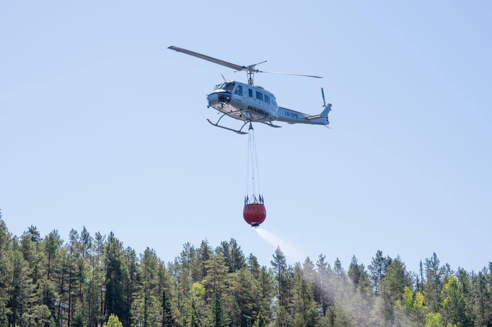 Det nye nødnettet skal baseres på kommersielle 5G-nett, men til helikoptre og droner trengs et eget mobilnett med egne frekvenser.
