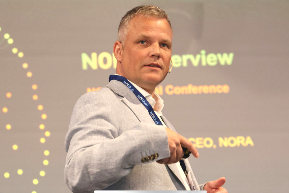 Klas Pettersen har ledet Nora AI siden oppstarten i 2019. Nå tar han over for Olav Lysne som direktør for Simulamet.