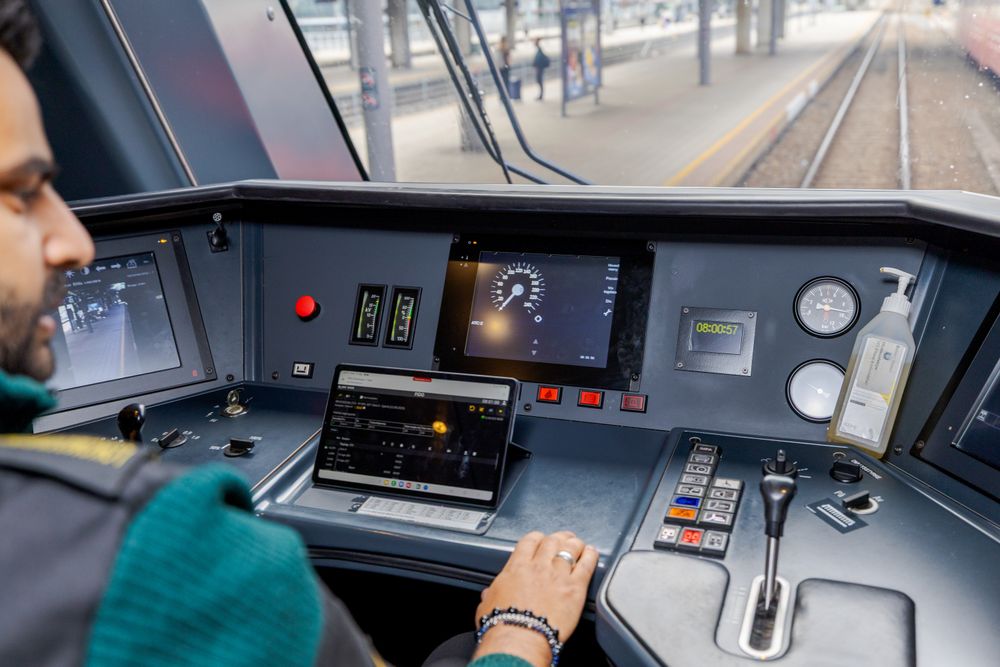 55 tog er nå bygget om og klare for å kjøre med digitale signaler både på Vestfoldbanen og Nordlandsbanen.