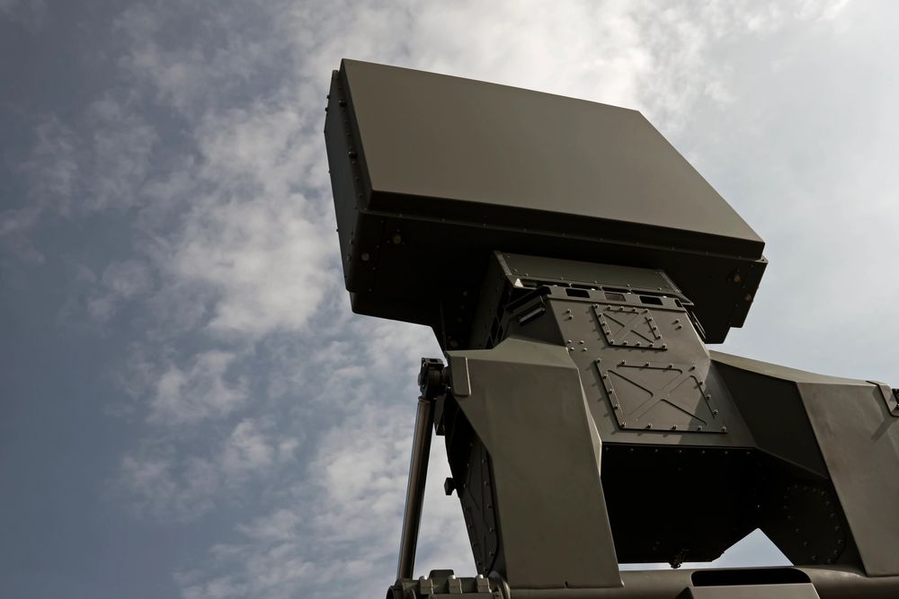 Antennen til det mobile radarsystemet Saab Giraffe 4A, som er ett av en rekke ulike radarsystemer Sverige skal anskaffe.