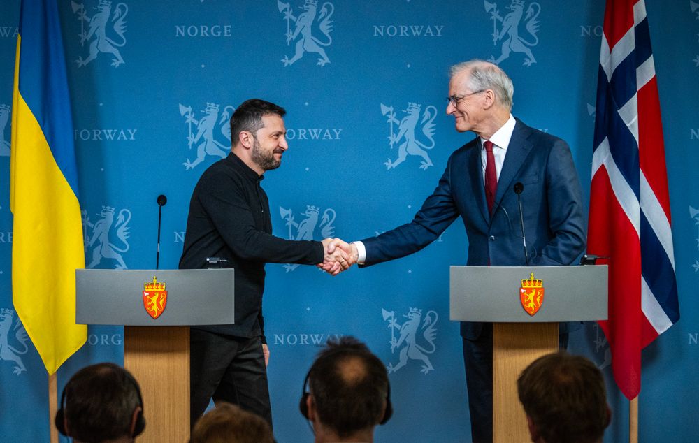 Volodymyr Zelenskyj og Jonas Gahr Støre under pressekonferansen i mars da Ukrainas president besøkte Norge.