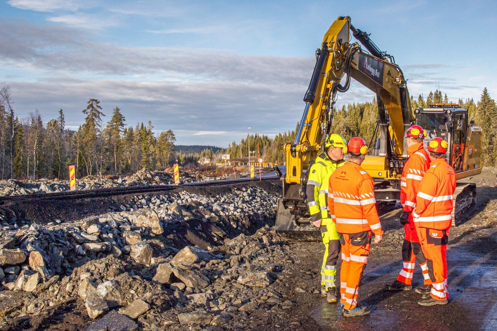 Statens vegvesen har gjennomført en full penetrasjonstest av løsningen etter at avviket ble oppdaget. Personene på bildet har ingen tilknytning til denne saken.