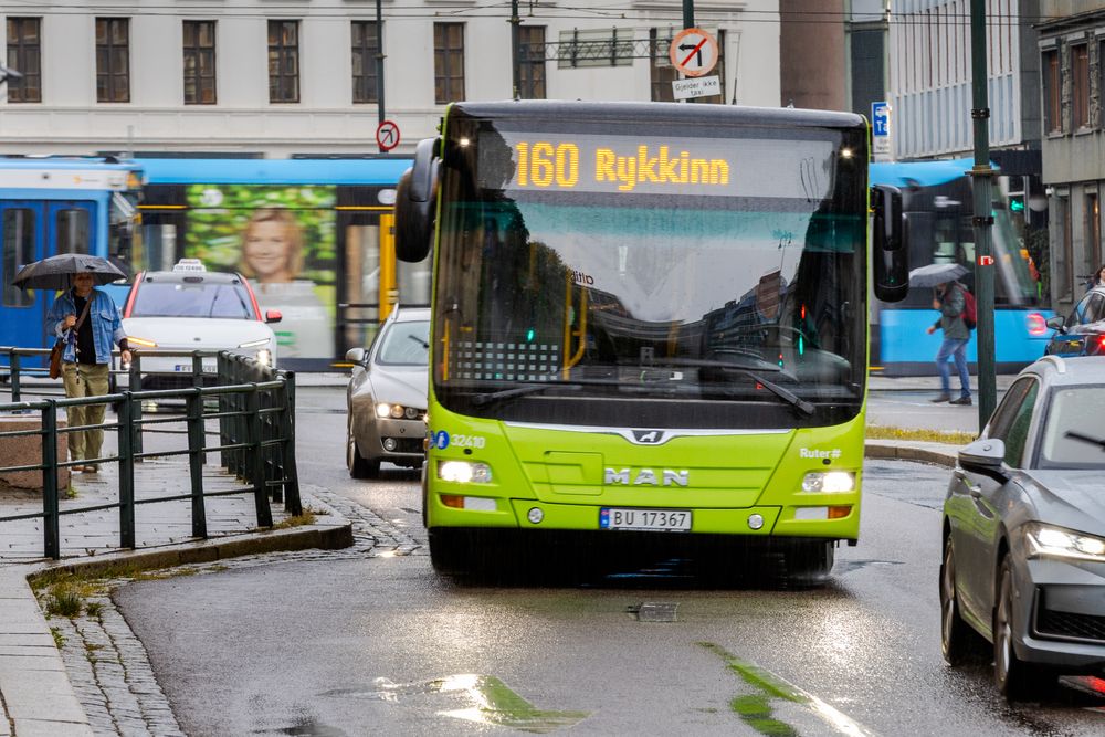 Buss nummer 150 mellom Gullhaug og Nationaltheatret inngår i Bærumskontrakten Unibuss sa opp i fjor.